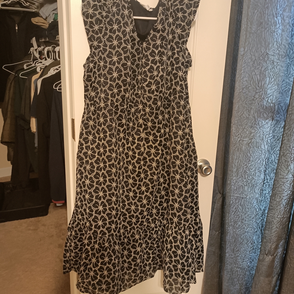 Elegant Black and White Floral Dress